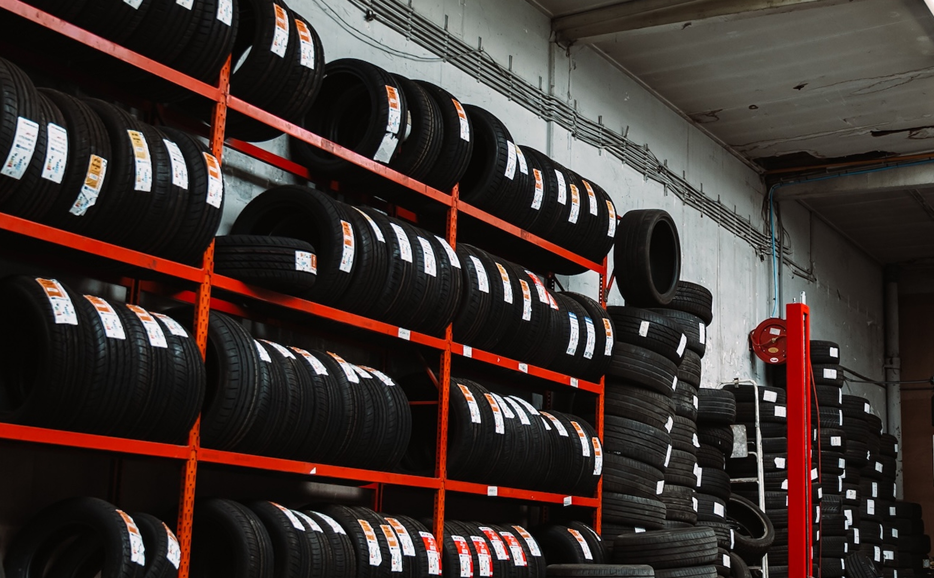 Common Image dinesten_images_1763039998.jpg Bandenservice | Autobedrijf Hassing